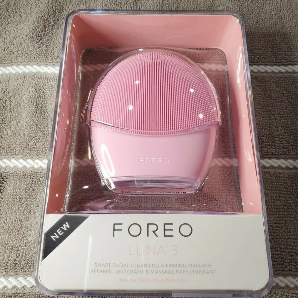 Foreo Luna 3 Pink Smart Facial Combination Skin Massage Fuchsia 100% AUTHENTIC